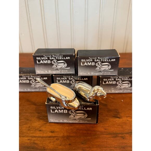 Wm A Rogers Silver Lamb Salt Cellars Set of Six 1950s Tableware Decor - Picture 4 of 4